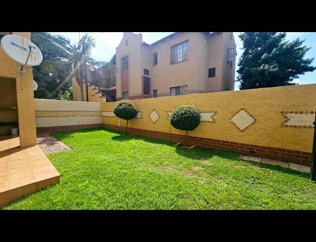 3 BEDROOM SECTIONAL TITLE FOR SALE IN SAFARI GARDENS